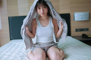 �u�l�������������� ���V�����t�@�[�X�g�ʐ^�W�i���j�v�i�����j���[�X�ʐM�Њ��j�B�e�^�׋��K���Y