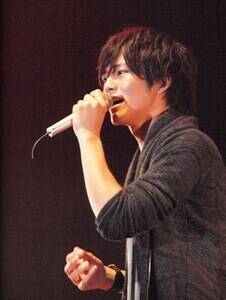 �t�@���ւ̊��ӂ����߂ĕ��R�뎡�́w���W�x���̂������Ⓧ���iC�jORICON DD inc.