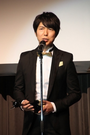 神谷浩史 声優アワード最多得票賞5年連続受賞 殿堂入り 自信のない僕に 皆さんが与えてくれた数少ない自慢であり誇り ニュース Deview デビュー
