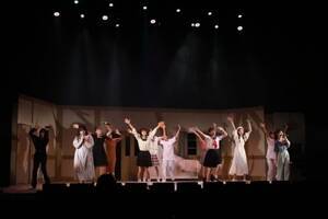 ���c�uDo It Over�v��4������w���̓��A���̃X�e�[�W�̏�Łx�i�����E�a�J �`���z�[���j(C)Deview