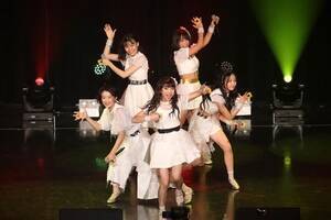 uq with 匴DTvTOKYO IDOL FESTIVAL 20183ځAHOT STAGEɏoiCjDeview