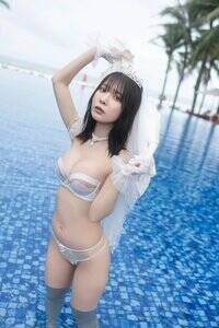 奥ゆい1st写真集『ゆいゆい』(C)KADOKAWA