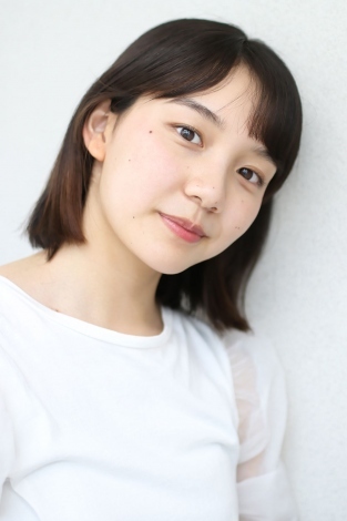 昭和歌謡好きの女子高生 奥野みゆ コミカルからミステリアスまで演じられる女優になりたい ニュース Deview デビュー