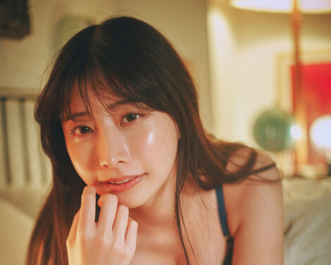 鈴木優香、すらり美ボディで魅了