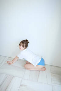 『さくら1st写真集 咲く―At Twenty―』(宝島社)