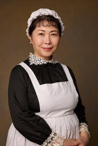 ミセス・ピアース役の池谷のぶえ