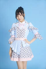 �������H