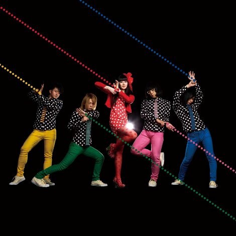 �T�g�̃A�C�h���ɉʂ������˂������g���E�}�e�N�m�|�b�v�o���h�E�A�[�o���M�����h