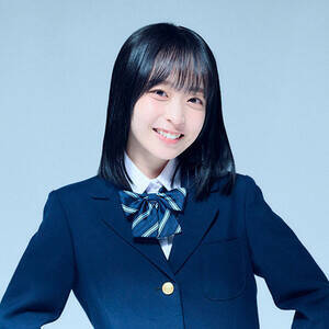 灰屋銀 役:大渕野々花