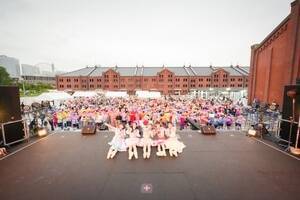 FES��TIVE�u�ԃ����K�X�v���b�V���ՁvDAY1�i8��24�������l�E�ԃ����K�q�ɍL��iPhoto:���^�i�x�^�C�V�j