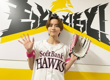 11���̕����\�t�g�o���N�z�[�N�XVS�������N���g�X�����[�Y��Ŏn�����𖱂߂��_�����l(C)SoftBank HAWK