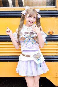 �O�_�ʕ�^Luce Twinkle Wink��