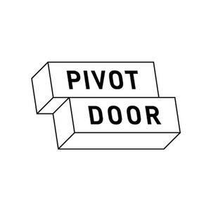 wPIVOT DOORx̃S}[NB