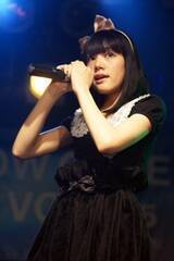 ���� ���ȗ��i17�j�����Z�^�u�V���[�g�P�[�L�ɓł𐷂����悤�ȉ��y����肽���v�ƁA�e�N�m���̌��I�Ȋy�Ȃ�U��t���Ō������B