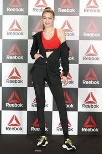 Reebok̃O[oAoT_[ŁAEIf̃WWEnfBbhB