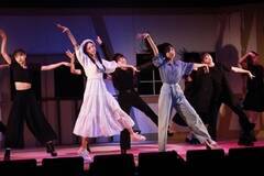 ���c�uDo It Over�v��4������w���̓��A���̃X�e�[�W�̏�Łx�i�����E�a�J �`���z�[���j(C)Deview