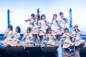 スペシャルゲストとしてライブを行ったα+