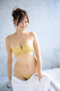 成瀬かのん1stDVD『君の彼女になるかも』(竹書房)