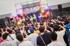 FES��TIVE�u�ԃ����K�X�v���b�V���ՁvDAY1�i8��24�������l�E�ԃ����K�q�ɍL��iPhoto:���^�i�x�^�C�V�j