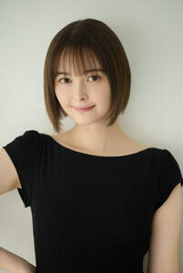 ʏeBi