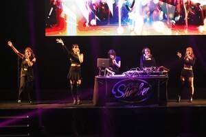 sherbetS}cA[uCrystal Memories tour final 2021vt@Cii18EiXe{[jiCjDeview
