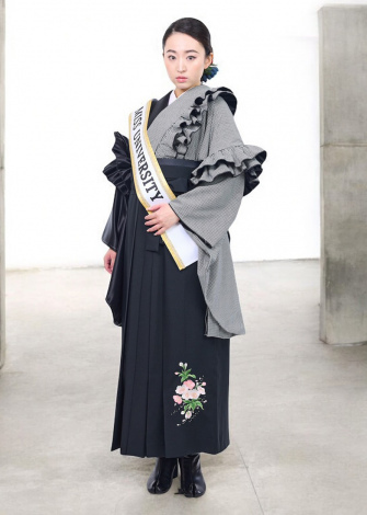 ���{��̑�w�������Ǝ��юp���I 