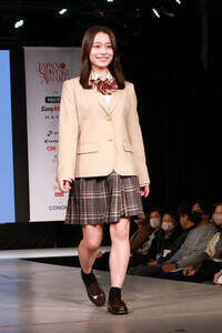 『第13回日本制服アワード』女子グランプリ・紗和さん(C)Deview