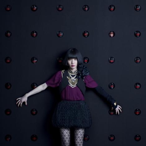 23���ɔ��������~�j�A���o���w�R�߃L�Y���x�̃W���P�b�g