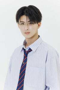 ���ҁF�ݔg�u���i�����Ȃ݂�����j