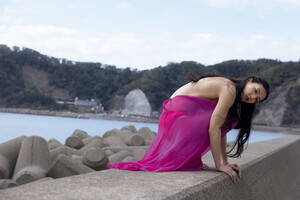 宮原華音1st写真集『K.O〜kanon origin〜』(ワニブックス)より