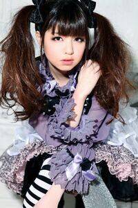 ���W���[��i�̃G���f�B���O���̂Ńf�r���[����t�ނ��