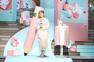 �u�D���ɂ��Ȃ��ɐ����Ă݂�WWITH MY MELODY�v�v���X���\��ɓo�d�����S�c�č؎q�iC�j2026 SANRIO CO.,LTD. ���슔����ЃT�����I