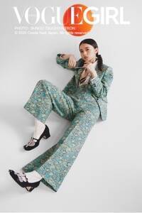 VOGUE GIRL PHOTOFBUNGO TSUCHIYA(TRONj(C)2020 Conde Nast Japan. All rights reserved.