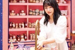 �wSABON Holiday Collection 2022�x�X�y�V�����y�[�W�ɓo�ꂷ�������ގq