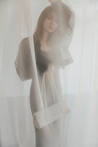 fEÖ^COCO DEALu2023-PRE FALL LOOKv^JbvthXɁAVA[fނ̃Vcon