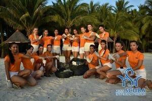 wMiss Scuba International(~XEXN[oEC^[iVi)2016xEBr[`|̏Wʐ^B