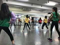 uOYM[NVbvI[fBV `On Your Mark`vڂ̂QRi_X[NVbvjB