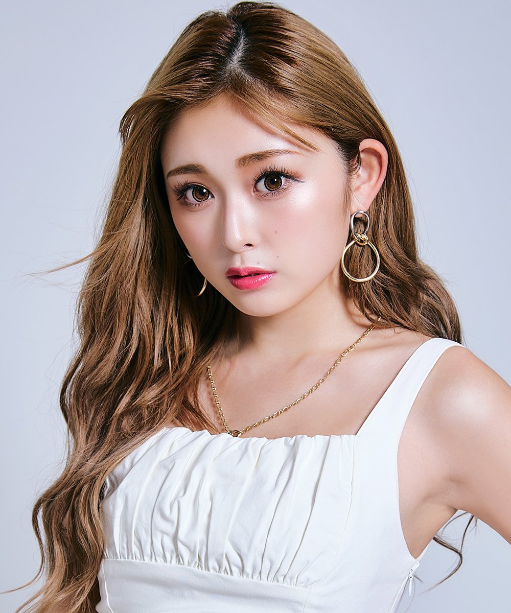 ケイポイント所属:ゆうちゃみ