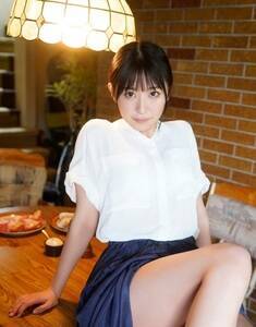 真島なおみ:『週刊プレイボーイNo.29』(集英社)(C)佐藤佑一/週刊プレイボーイ