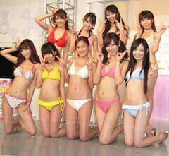 �u���e���W�F�j�b�N2011�v�̌�␶9���̏W���ʐ^�B�O�񍶂���F���^�[�A���䗖�A���������A�������A�L����ށA��񍶂���F�L�������A�����^�I�A�ΐ�Í��A�g�򃆃E