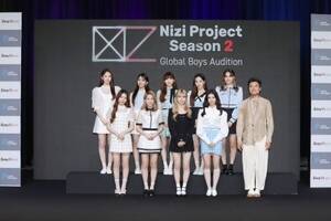 wNizi ProjectxV[Y2nɂċL҉ɗՂJ.Y. ParkNiziU