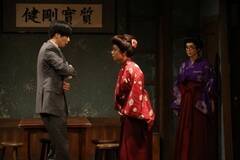 wAs@ׂ̍x̌JQlvB(C)FUJI TELEVISION