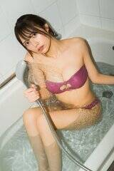 �H�����C�i�^�wFLASH�x2��10�E17�����i�����Ёj(C)���M�B��