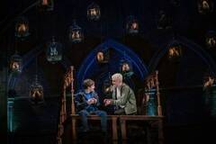 ����u�n���[�E�|�b�^�[�Ǝ􂢂̎q�v���Bphoto credit Manuel Harlan