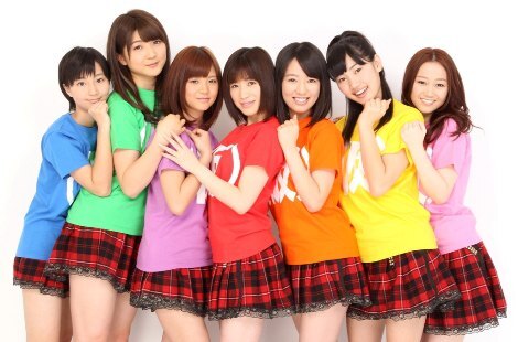 ディレクター気分を体験できるiPhone/iPad用アプリ『iカメラワーク』に登場するアイドルグループ・アップアップガールズ(仮)。(左から)新井愛瞳、森咲樹、佐藤綾乃、仙石みなみ、関根梓、佐保明梨、