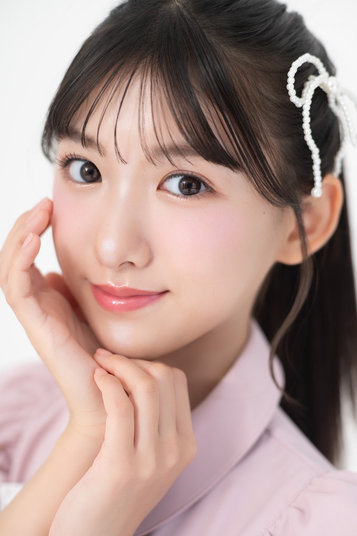 アヴァンセ ファーストメイク アンバサダーに就任した桃瀬りむ