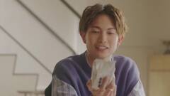 uWhat's in the Actor's Bagvj[iver.
