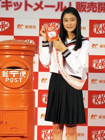 2012�N�L�b�g�J�b�g �󌱐������L�����N�^�[�ɑI�΂ꂽ���J�F�ߎq�B�iC�jORICON DD inc.