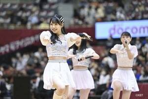 OCHA NORMAがB.LEAGUEのハーフタイムショーに出演