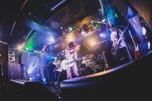 cb}CuuVK[{presentsS̉̃}Cuv(EShinjuku club SCIENCE)B